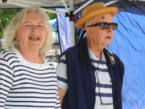 Duet at Hollyburn's Wooden Boat Festival